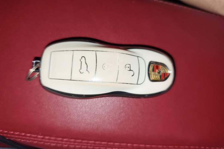 Used Porsche 718 2020 Boxster 2.0T Vehicle Key