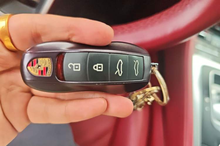 Used Porsche 718 2020 Boxster 2.0T Vehicle Key