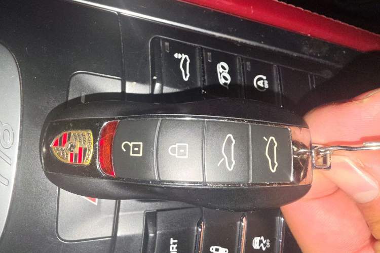 Used Porsche 718 2020 Boxster 2.0T Vehicle Key