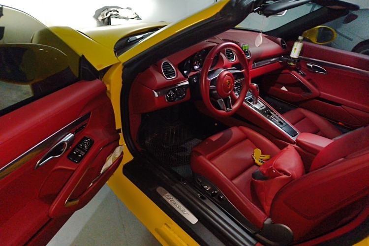 Used Porsche 718 2020 Boxster 2.0T Driver Seat