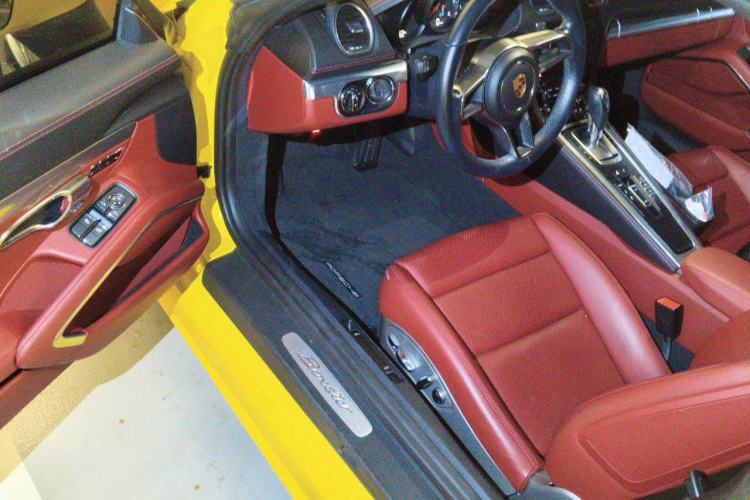 Used Porsche 718 2020 Boxster 2.0T Driver Seat