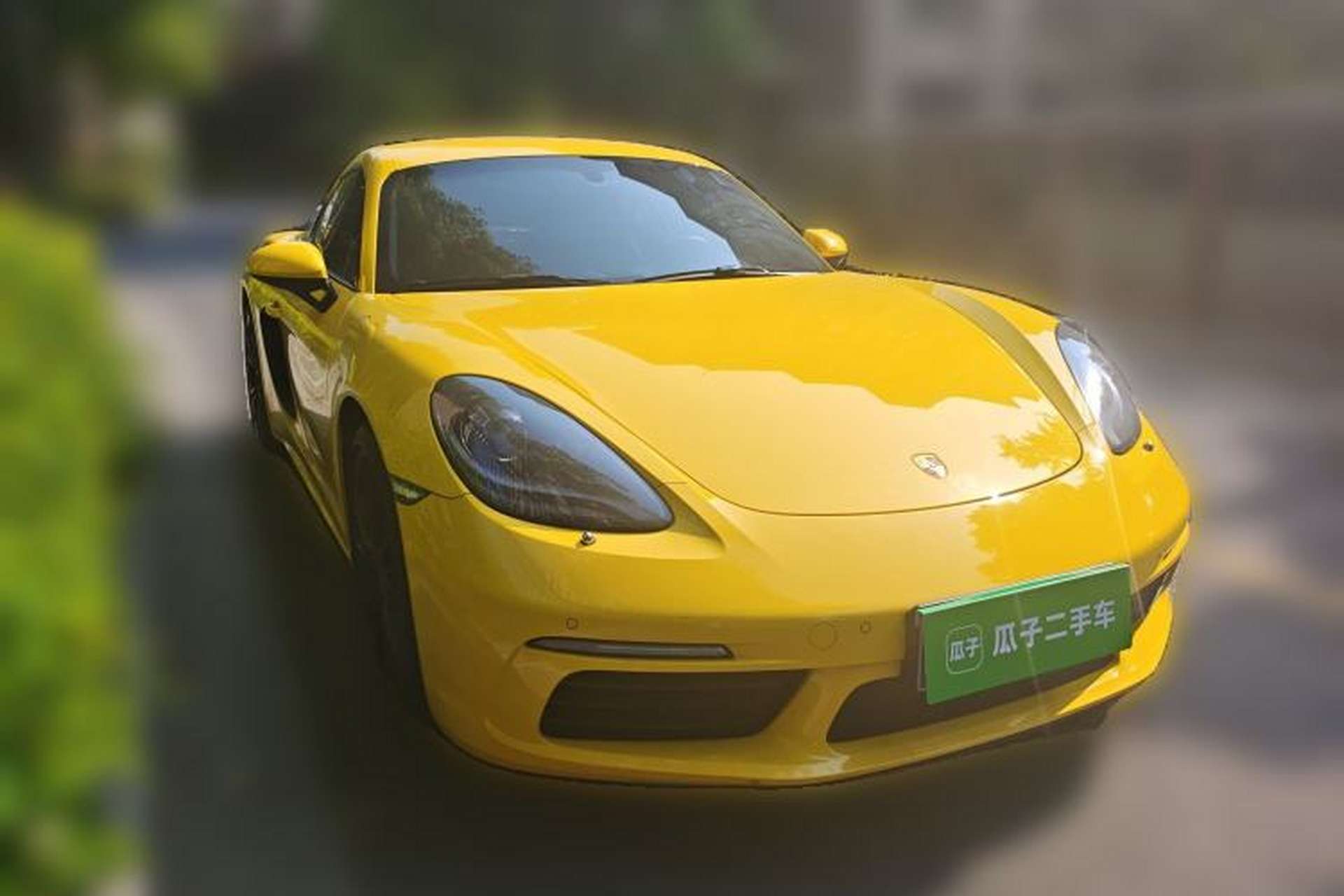 Used Porsche 718 2020 Cayman 2.0T Front Right 45 Deg