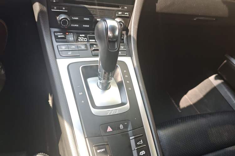 Used Porsche 718 2020 Cayman 2.0T Gear Lever