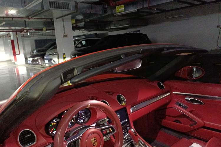 Used Porsche 718 2020 Boxster 2.0T Headliner