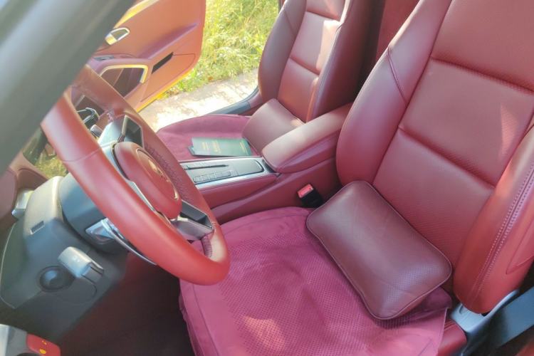 Used Porsche 718 2020 Cayman 2.0T Left Front Seat