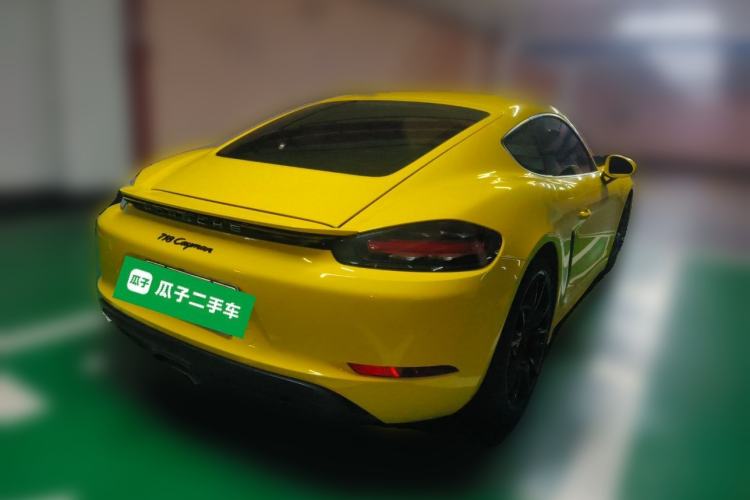 Used Porsche 718 2020 Cayman 2.0T Rear Right 45 Deg