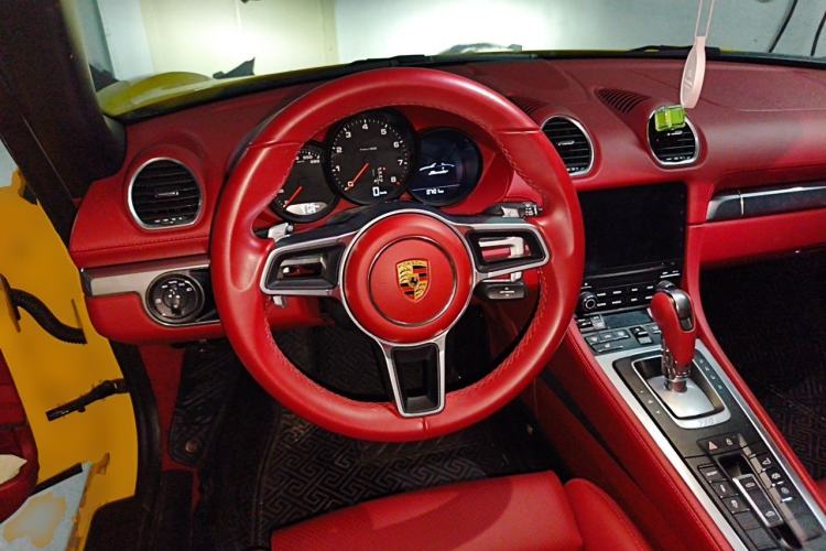Used Porsche 718 2020 Boxster 2.0T Steering Wheel