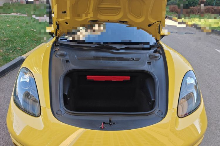 Used Porsche 718 2020 Boxster 2.0T Trunk