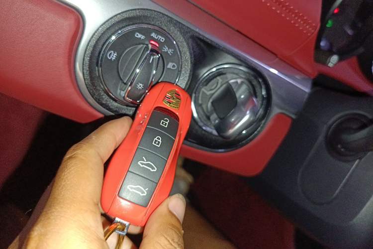 Used Porsche 718 2020 Boxster 2.0T Vehicle Key