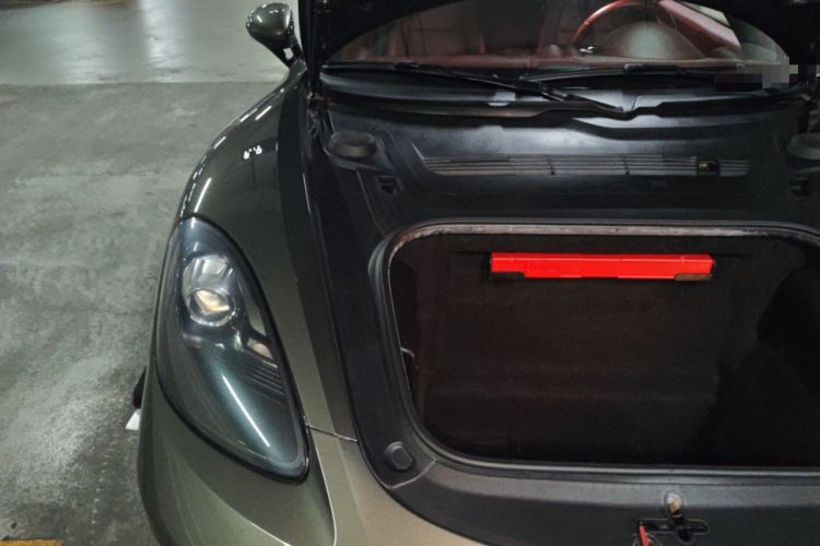 Used Porsche 718  Engine Bay Right