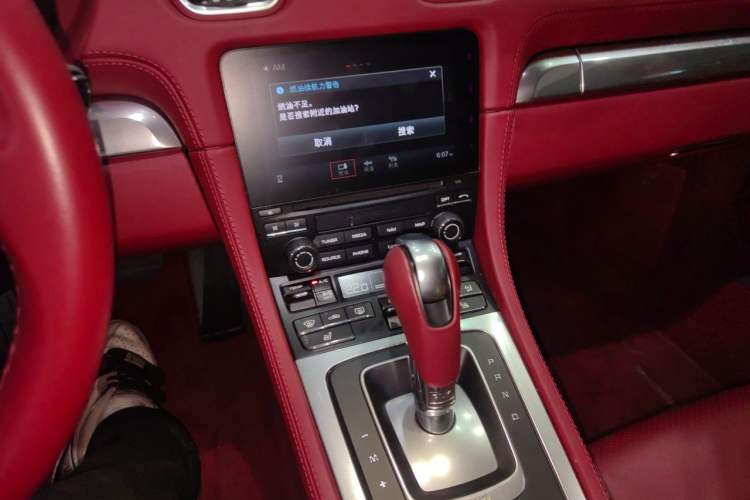 Used Porsche 718 2021 Spyder 2.0T Audio And AC Panel