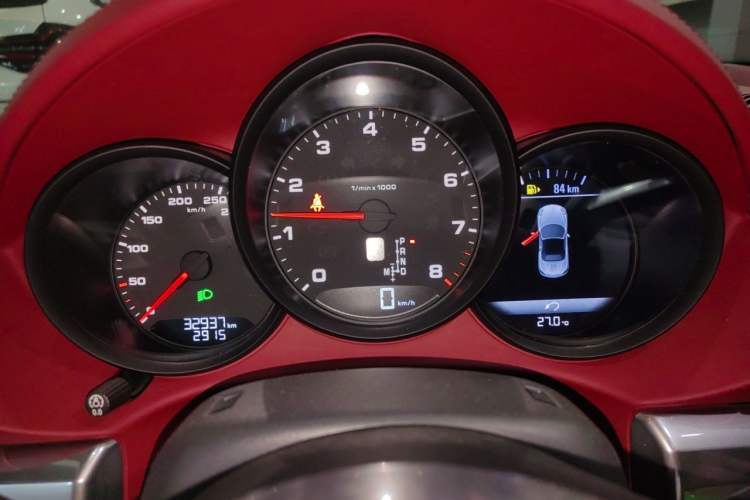 Used Porsche 718 2021 Spyder 2.0T Instrument Cluster