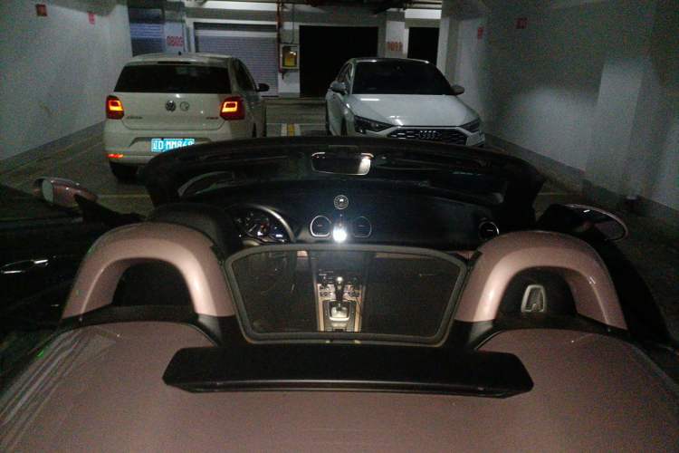 Used Porsche 718 2021 Spyder 2.0T Headliner