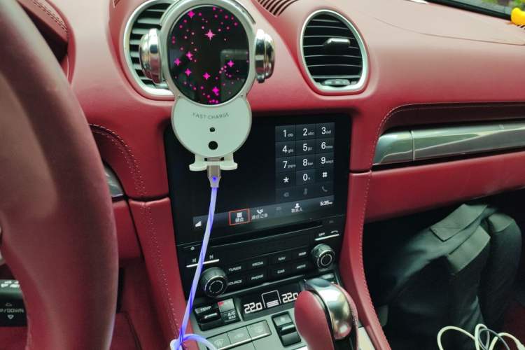 Used Porsche 718 2022 Cayman 2.0T Audio And AC Panel