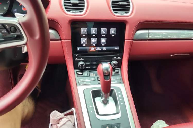 Used Porsche 718 2022 Boxster 2.0T Audio And AC Panel