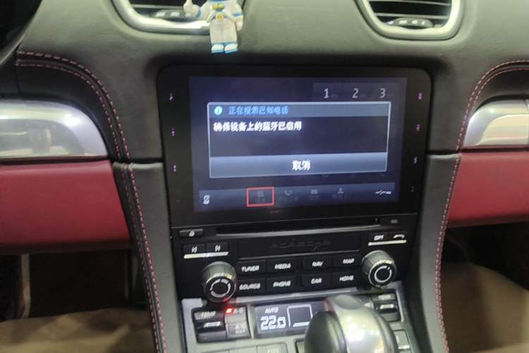 Used Porsche 718 2022 Cayman 2.0T Audio And AC Panel