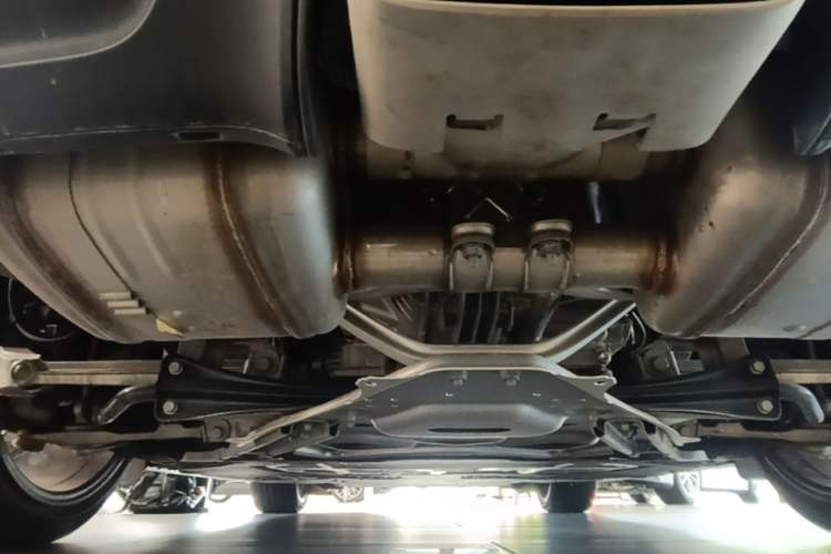 Used Porsche 718 2022 Cayman 2.0T Chassis Rear