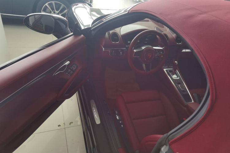 Used Porsche 718 2022 Boxster 2.0T Driver Seat