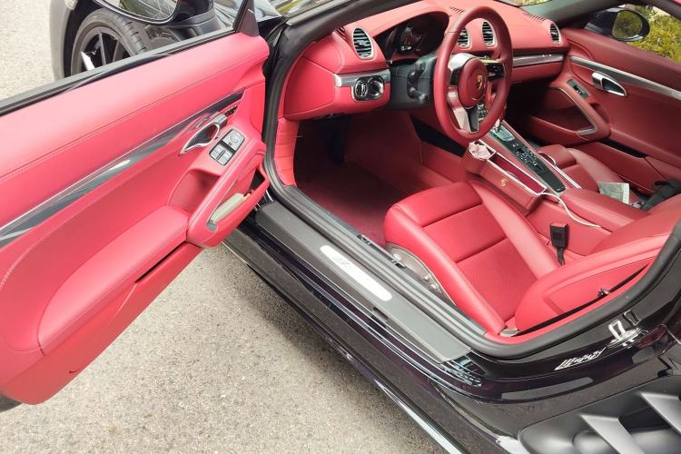 Used Porsche 718 2022 Boxster 2.0T Driver Seat
