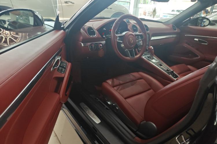 Used Porsche 718 2022 Boxster 2.0T Driver Seat