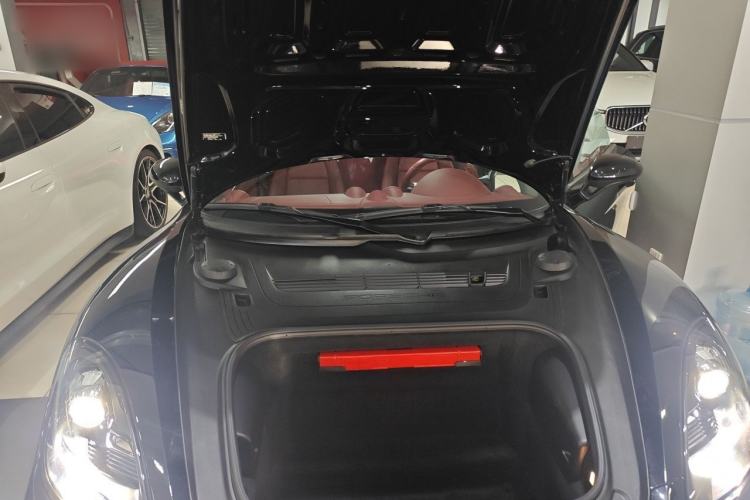 Used Porsche 718 2022 Boxster 2.0T Engine Bay