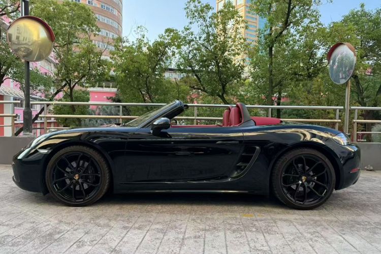 Used Porsche 718 2022 Boxster 2.0T Exterior 1