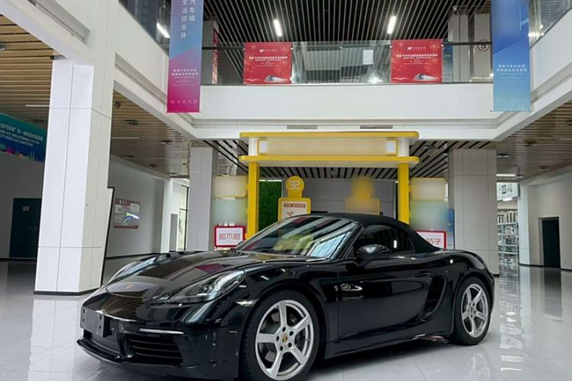 Used Porsche 718 2022 Boxster 2.0T Exterior 2