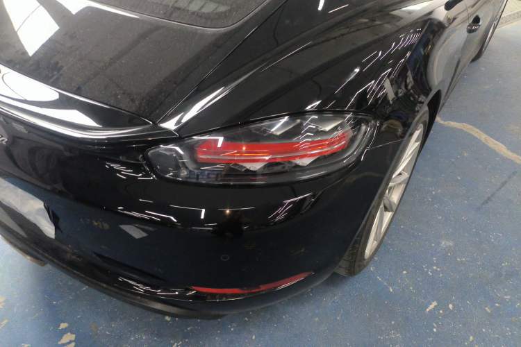 Used Porsche 718 2022 Cayman 2.0T Exterior 3