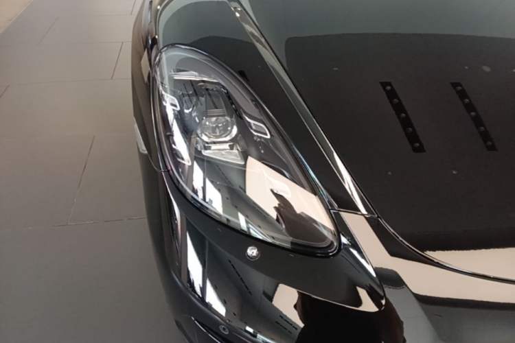Used Porsche 718 2022 Cayman 2.0T Exterior 3