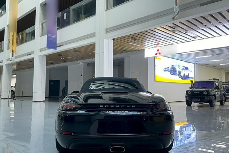 Used Porsche 718 2022 Boxster 2.0T Exterior 4