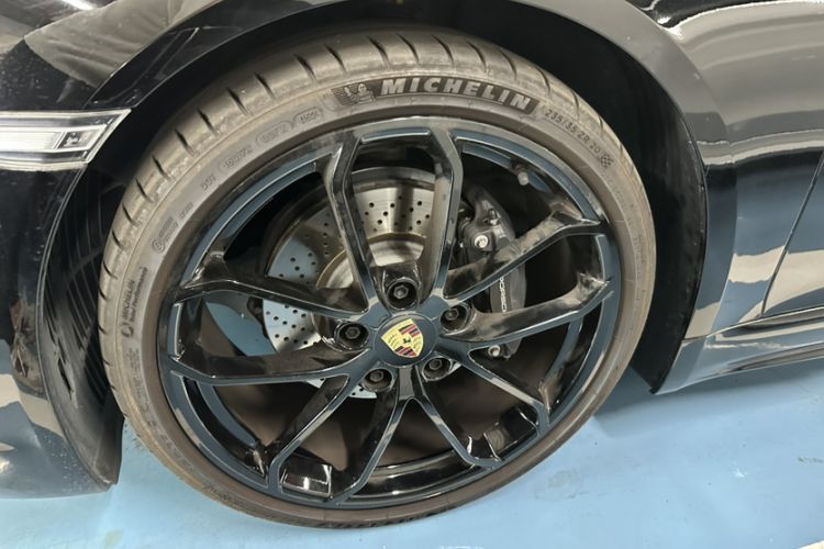 Used Porsche 718 2022 Boxster 2.0T Exterior 4