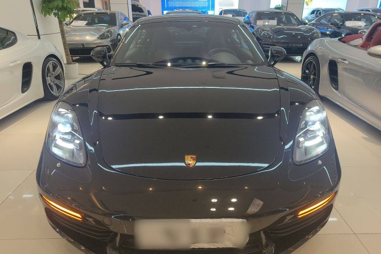 Used Porsche 718 2022 Cayman 2.0T Front
