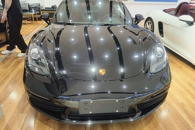 Used Porsche 718 2022 Cayman 2.0T Front