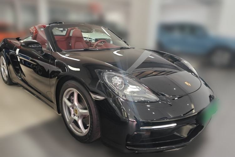 Used Porsche 718 2022 Boxster 2.0T Front Right 45 Deg