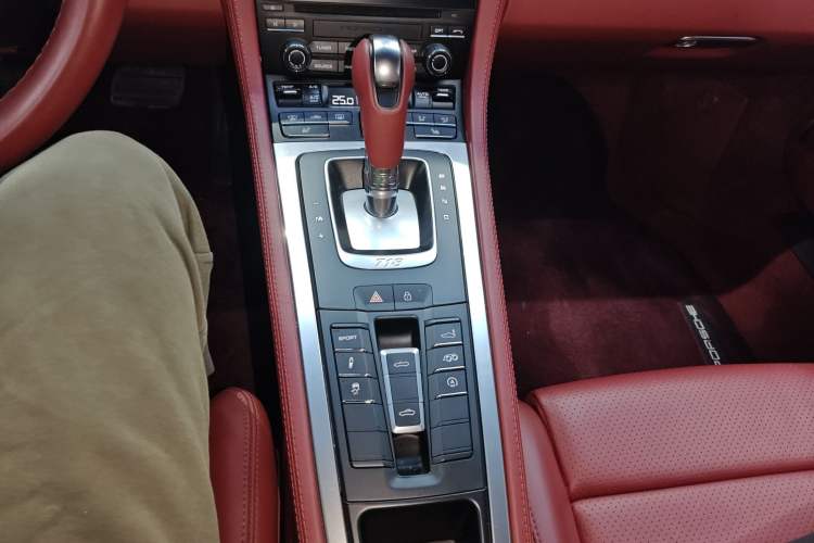 Used Porsche 718 2022 Boxster 2.0T Gear Lever
