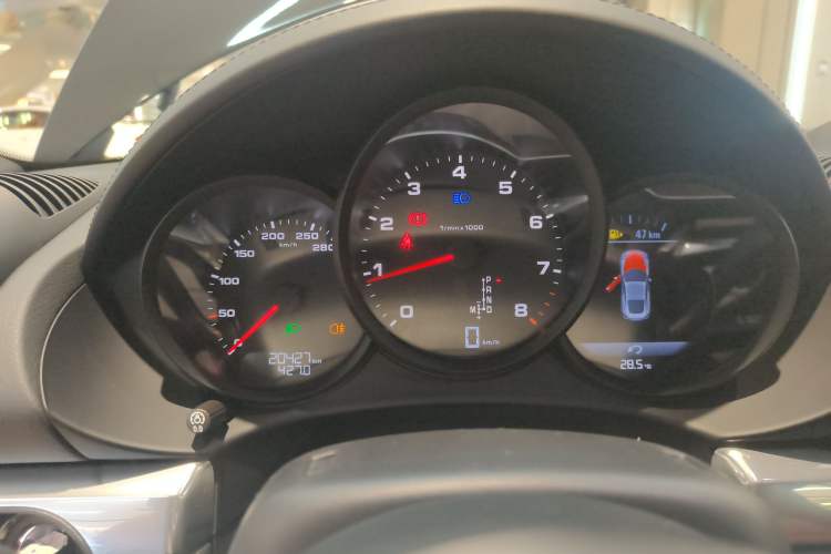 Used Porsche 718 2022 Cayman 2.0T Instrument Cluster