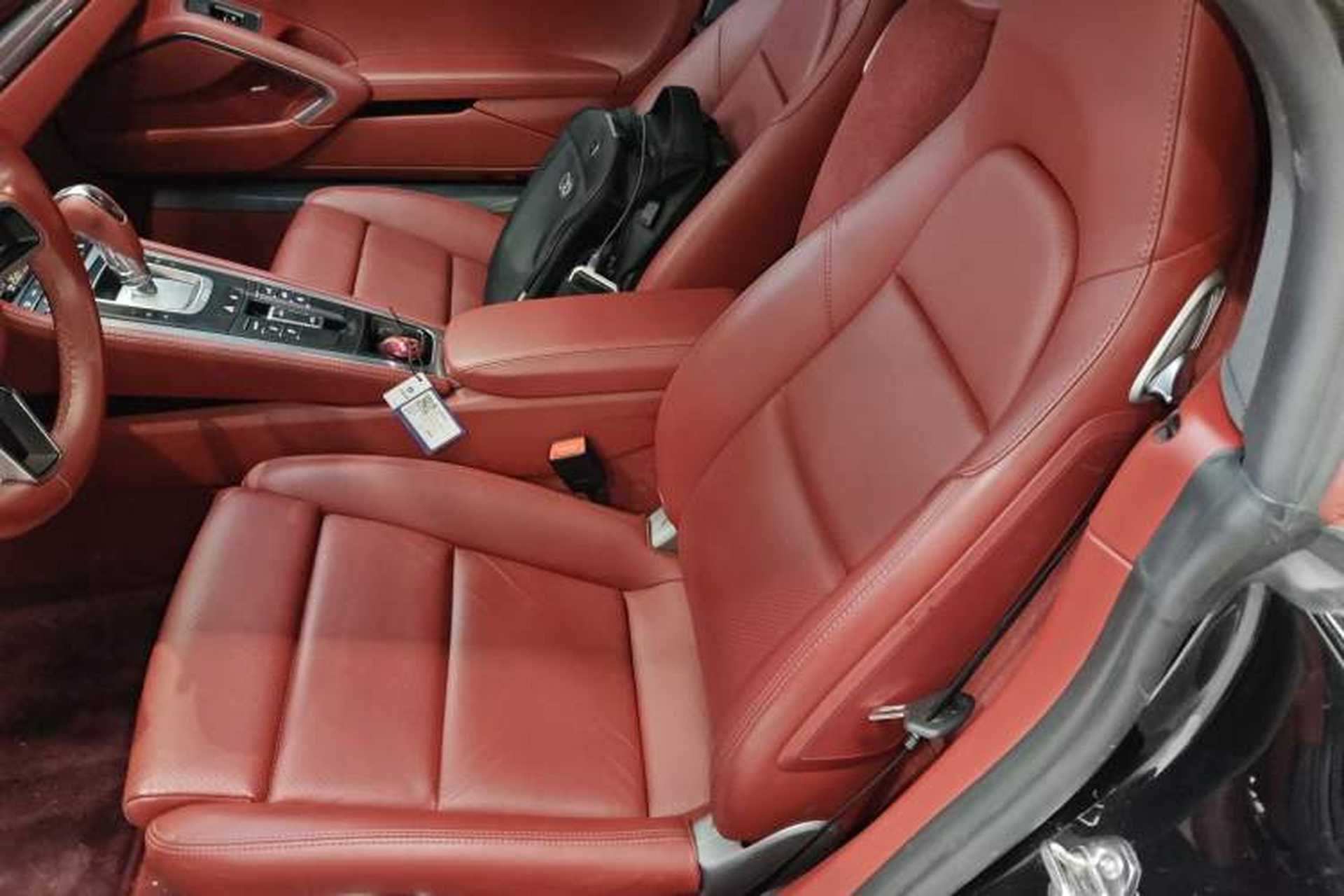 Used Porsche 718 2022 Boxster 2.0T Interior 4