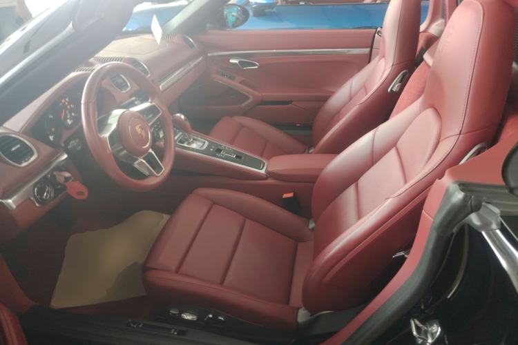 Used Porsche 718 2022 Boxster 2.0T Left Front Seat