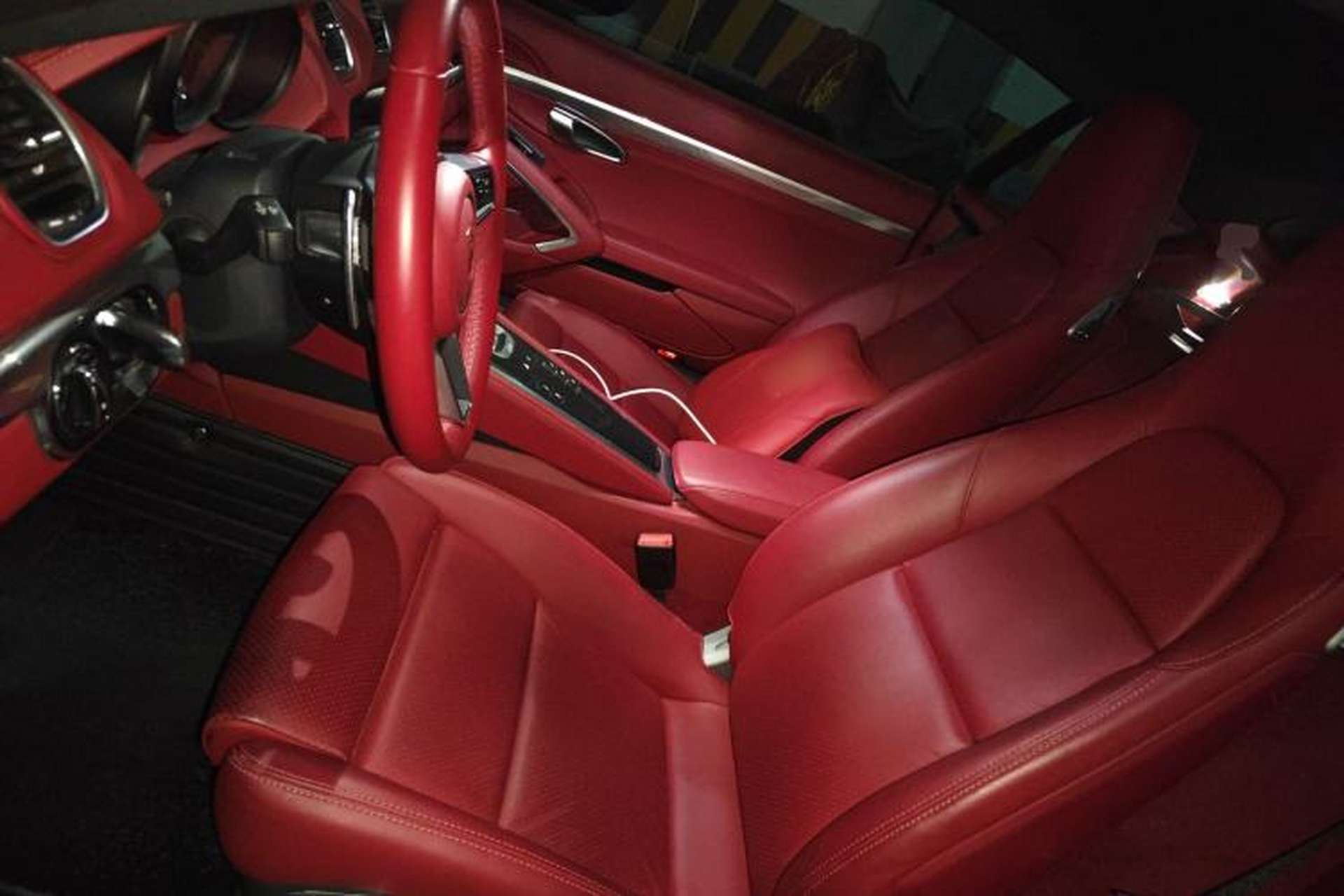Used Porsche 718 2022 Cayman 2.0T Left Front Seat
