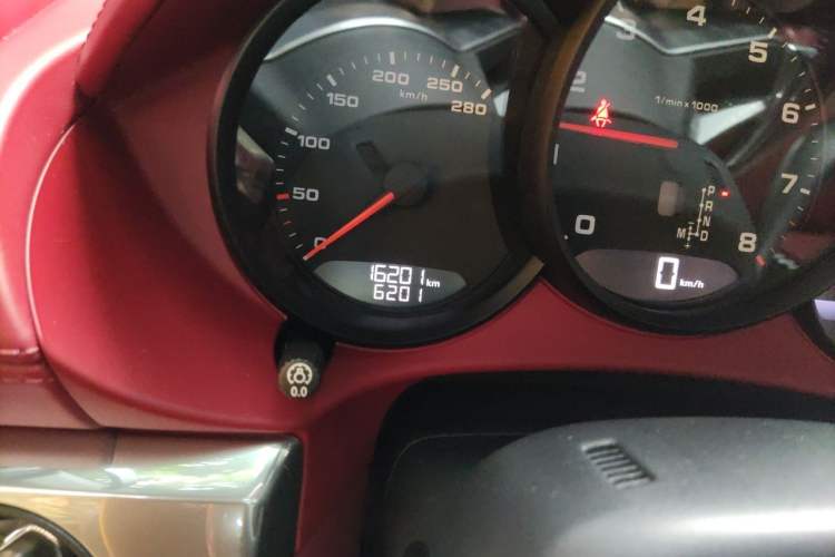 Used Porsche 718 2022 Cayman 2.0T Odometer Close Up