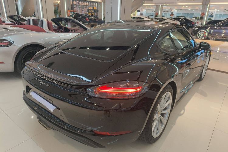 Used Porsche 718 2022 Cayman 2.0T Rear Right 45 Deg