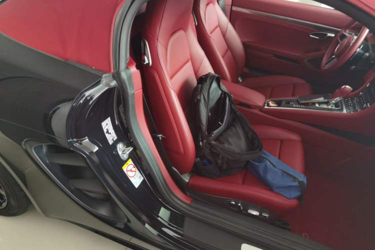 Used Porsche 718 2022 Boxster 2.0T Right Front Seat