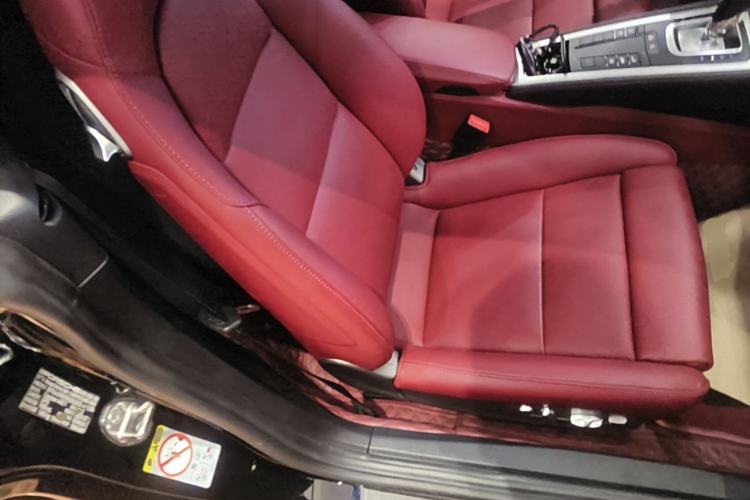 Used Porsche 718 2022 Cayman 2.0T Right Front Seat