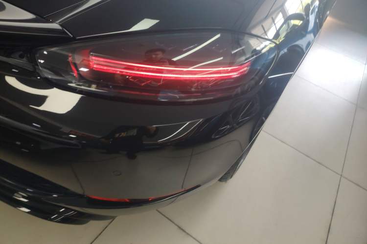Used Porsche 718 2022 Boxster 2.0T Right Rear Taillight