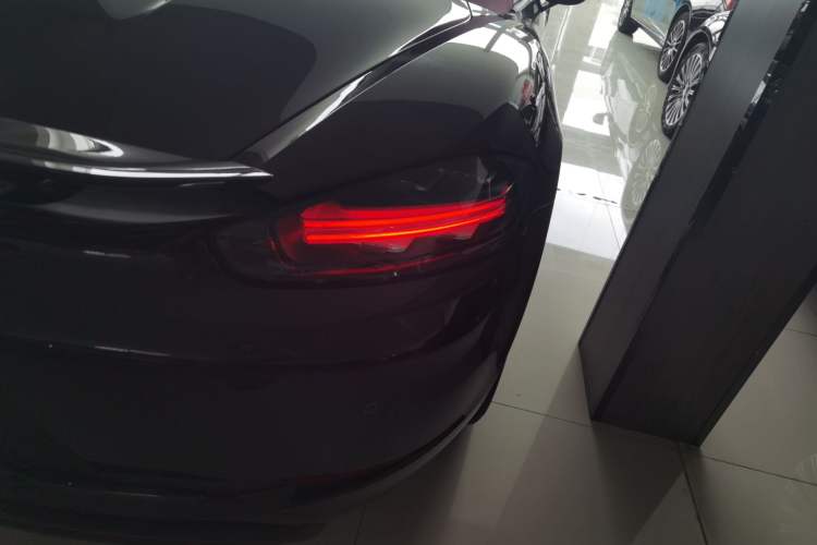 Used Porsche 718 2022 Boxster 2.0T Right Rear Taillight