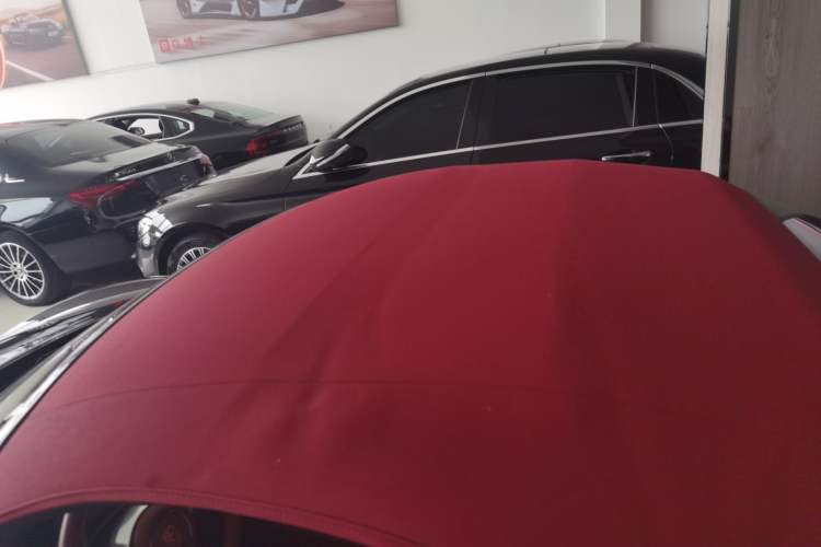 Used Porsche 718 2022 Boxster 2.0T Roof