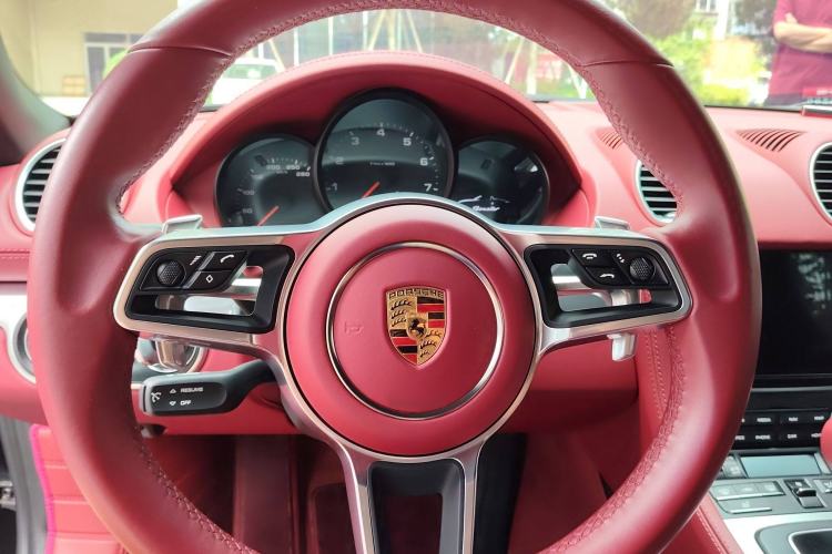 Used Porsche 718 2022 Boxster 2.0T Steering Wheel