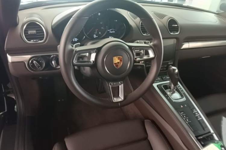 Used Porsche 718 2022 Cayman 2.0T Steering Wheel