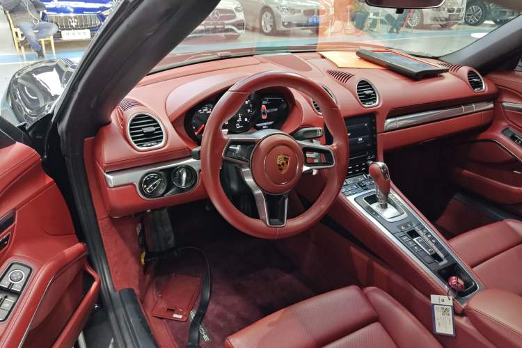 Used Porsche 718 2022 Boxster 2.0T Steering Wheel