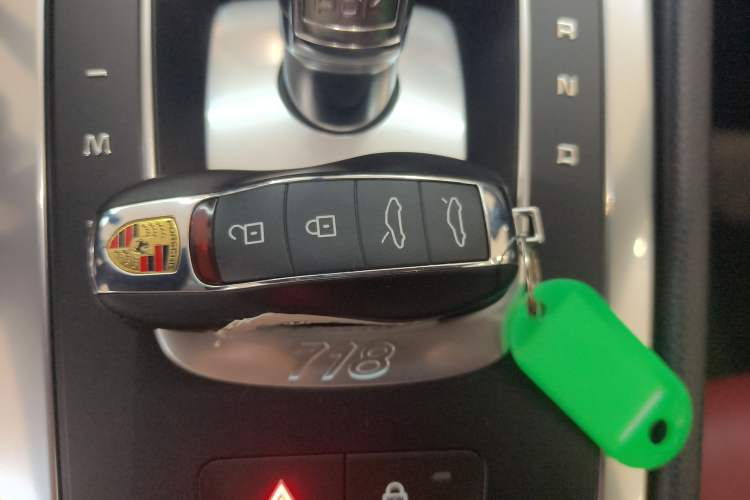 Used Porsche 718 2022 Cayman 2.0T Vehicle Key